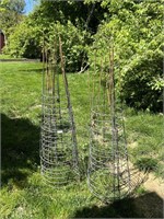 Lot of Heavy Duty Metal Tomato Cages