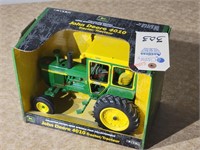 Ertl John Deere 4010 1/16 in Orig Box