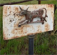 Metal Cow Garden Pole