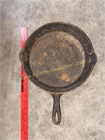 Cast iron skillet 10in