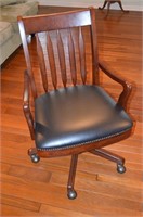 Formal Rolling Office Chair