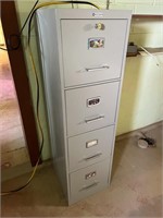 Commodore 4-drawer letter size file cabinet.