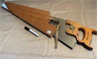 HAND SAW IN WOOD CASE