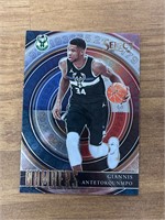 2020 Giannis Antetokounmpo Panini Select #31