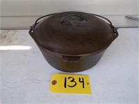 CAST IRON BEAN POT