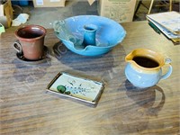 4 pcs of pottery ware