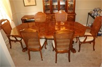 Thomasville French Dining Table & 6 Chairs