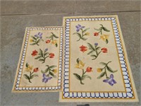 Matching Decorative Flower Rugs