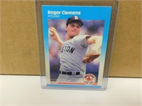 1987 Fleer Roger Clemens #32 Baseball Card