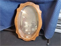 33" Oval Display Case