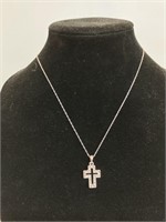 18" Necklace with cross .925