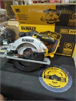 DeWalt 20v 6-1/2" brushless circular saw