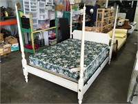 Full Size 4 Post Bed