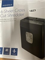 INSIGNIA 6 SHEET SHREDDER RETAIL $130