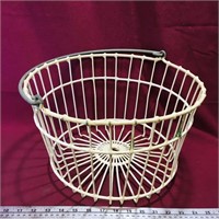 Metal Wire Egg Basket (Vintage)
