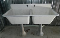 Double Cast Iron Pedestal Sink