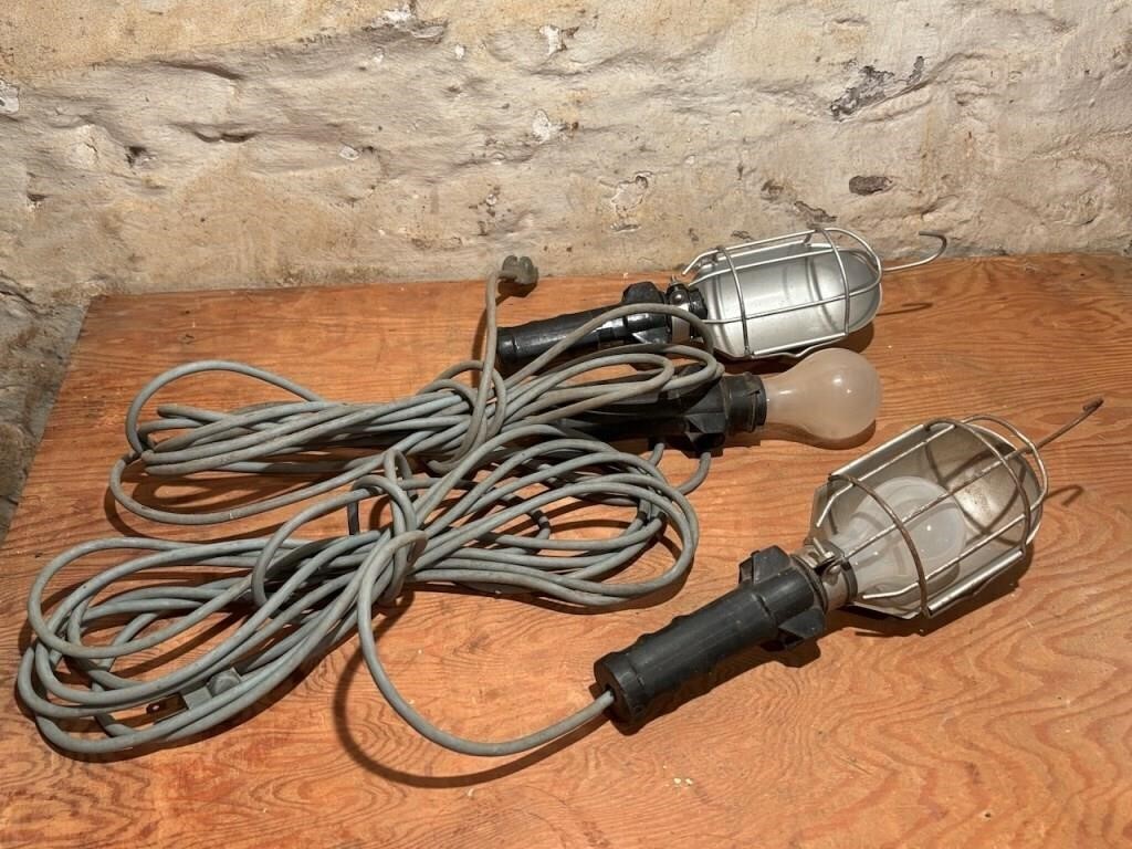 Pair of Trouble Lights, Working