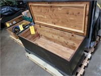 CEDAR CHEST