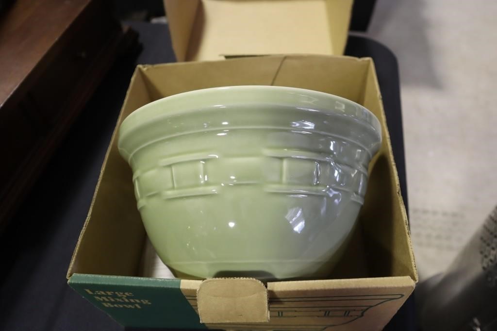 Longaberger Sage large mixing bowl in box