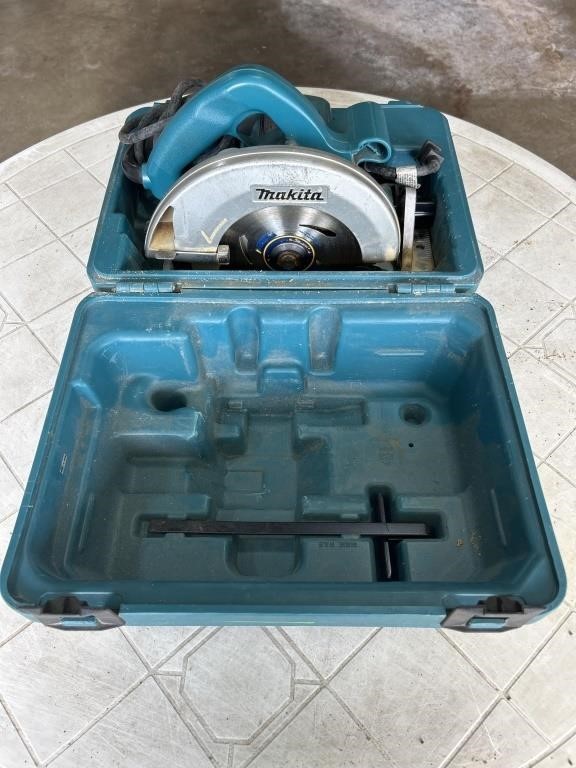 Makita Circle Saw