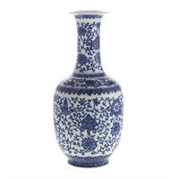 Chinese blue and white porcelain vase