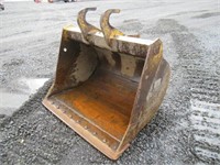 58" Smooth Cleanout/Muck Bucket