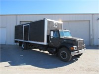 1998 International 4900 Box Truck