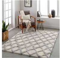 Ivory/Gray Everton 5 ft. 3 in. x 7 ft. Area Rug