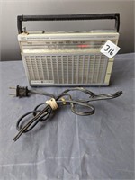 General Electric Integrated Circuit Radio- WORKS
