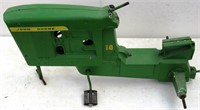 John Deere 10 3 Hole  Series Pedal Tractor casting