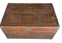 Rustic Style Wood Trunk