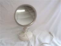 Magnified Make Up Mirror Lighted