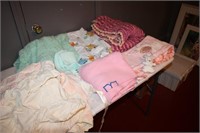 Blanket lot with tote