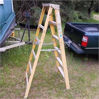 6' Folding Step-Ladder Fiberglass