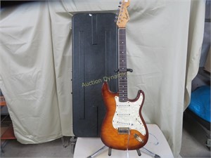 Squire Strat by Fender, Elec. Guitar w/ Case