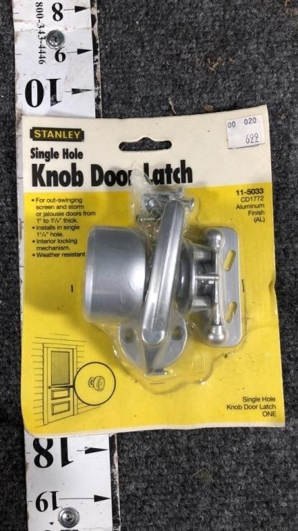 knob door latch