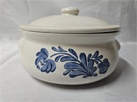 PFALTZGRAFF STONEWARE LIDDED 2QT CASSEROLE DISH