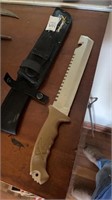 Columbian carnivore machete