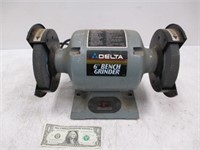 Delta 6" Bench Grinder - Runs