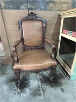 NICE KINGS CHAIR