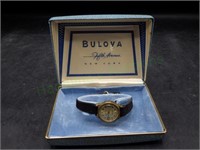VulCain Vintage Ladies 17 Jewel Watch