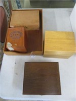 5PC SELECTION OF OAK DESK TRAY AND BOXES