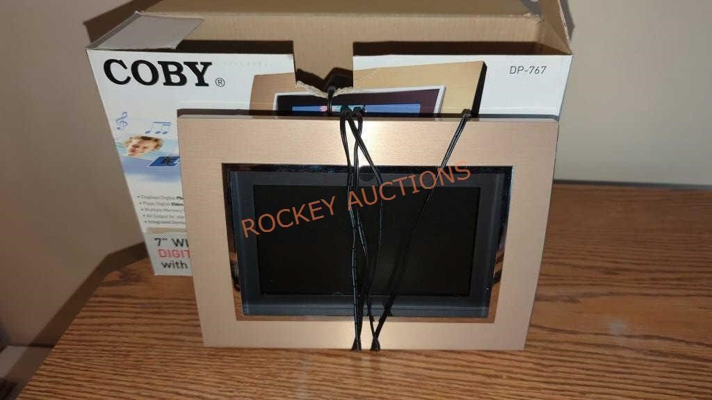 coby 7" digital picture frame