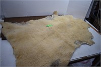 Sheepskin Rug 41x39