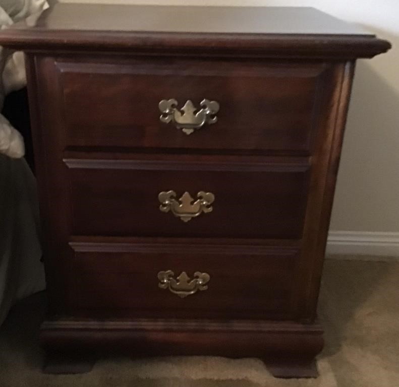 VINTAGE NIGHT STAND