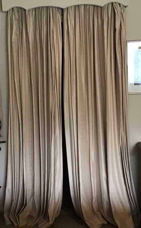 2 PANELS OF LONG DRAPES