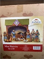 Jim shore mini nativity set of 10 looks unused