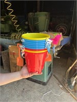 (9) 8inch pail with shovel
