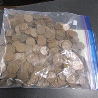 APPROX 500 US WHEAT PENNIES PRE-1958