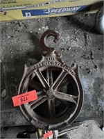 Vintage 8" Hay Pulley